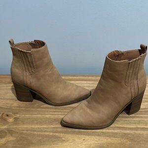 Universal Thread - Short Cowboy Style Boot